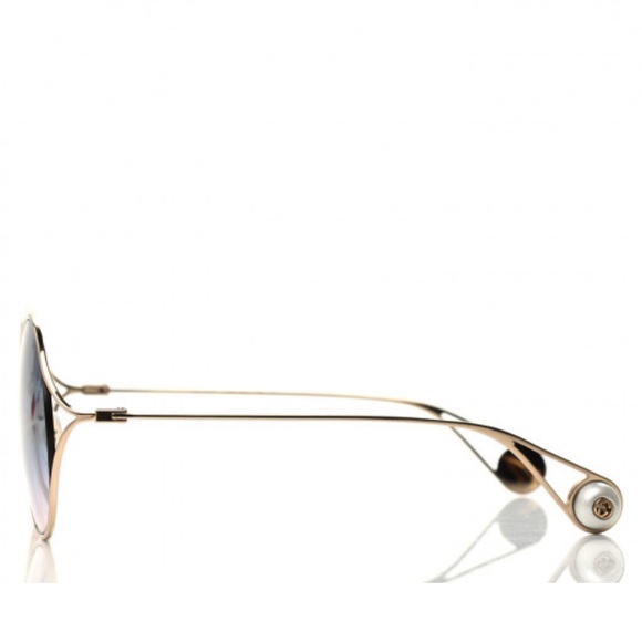 Authentic gold GUCCI blue gradient 
Round Pearl Tip Sunglasses - Picture 13 of 17